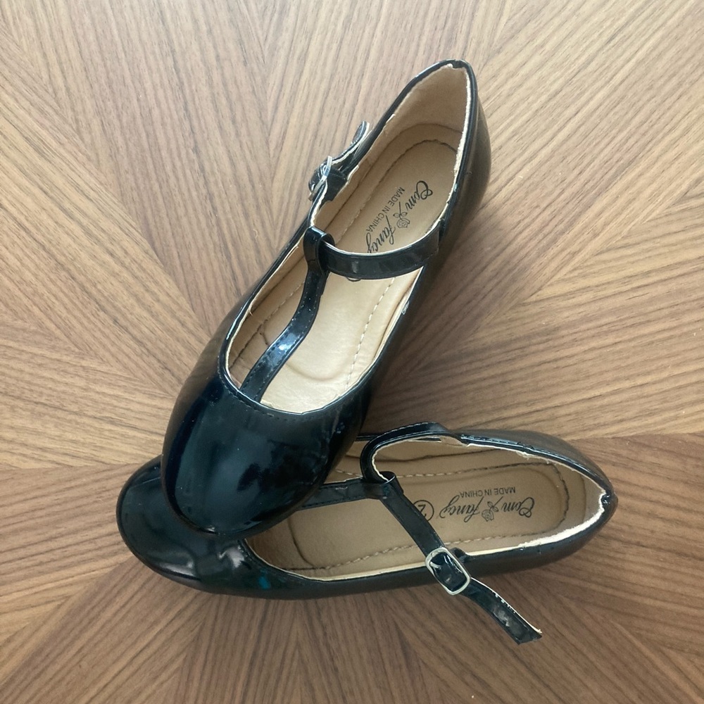 Girls Fancy Black Shoes
